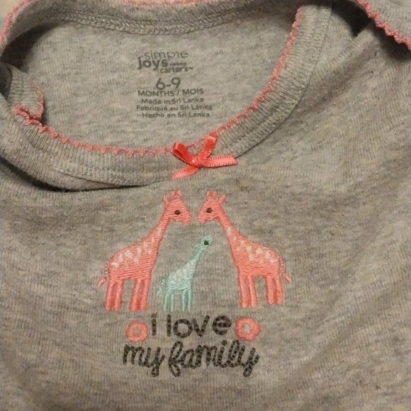 Grey Long-sleeved Onsie with Giraffes - Picture 3 of 4